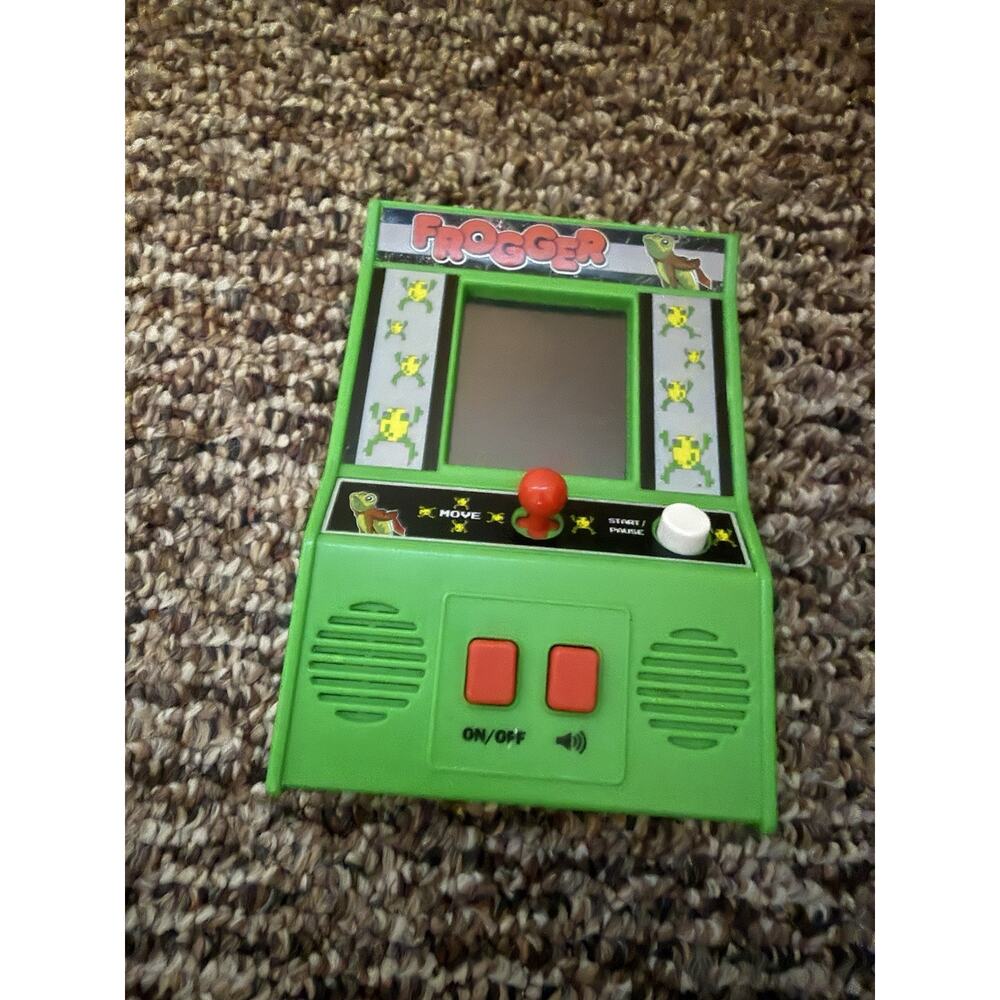 Frogger Mini Arcade Game Konami Basic Fun Retro Electronic Handheld Tested - Picture 4 of 5